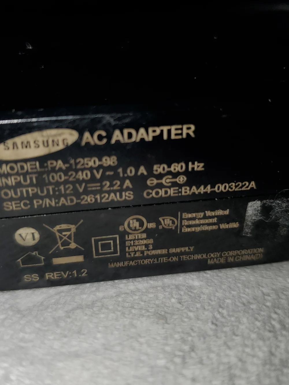 Samsung Black Power Adapter with Right-Angle DC Plug / Chromebook